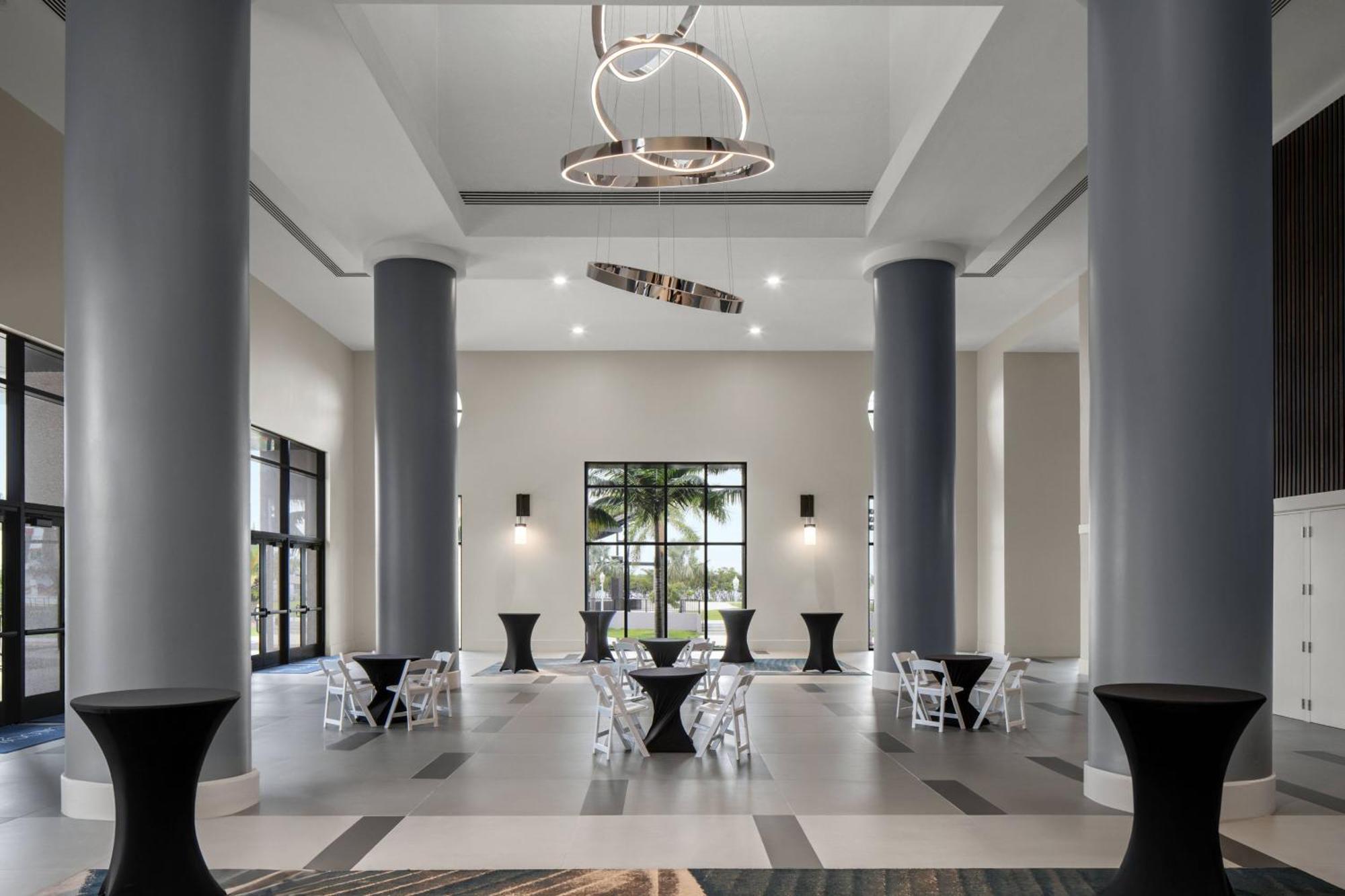 Luminary Hotel & Co., Autograph Collection Fort Myers Exterior photo
