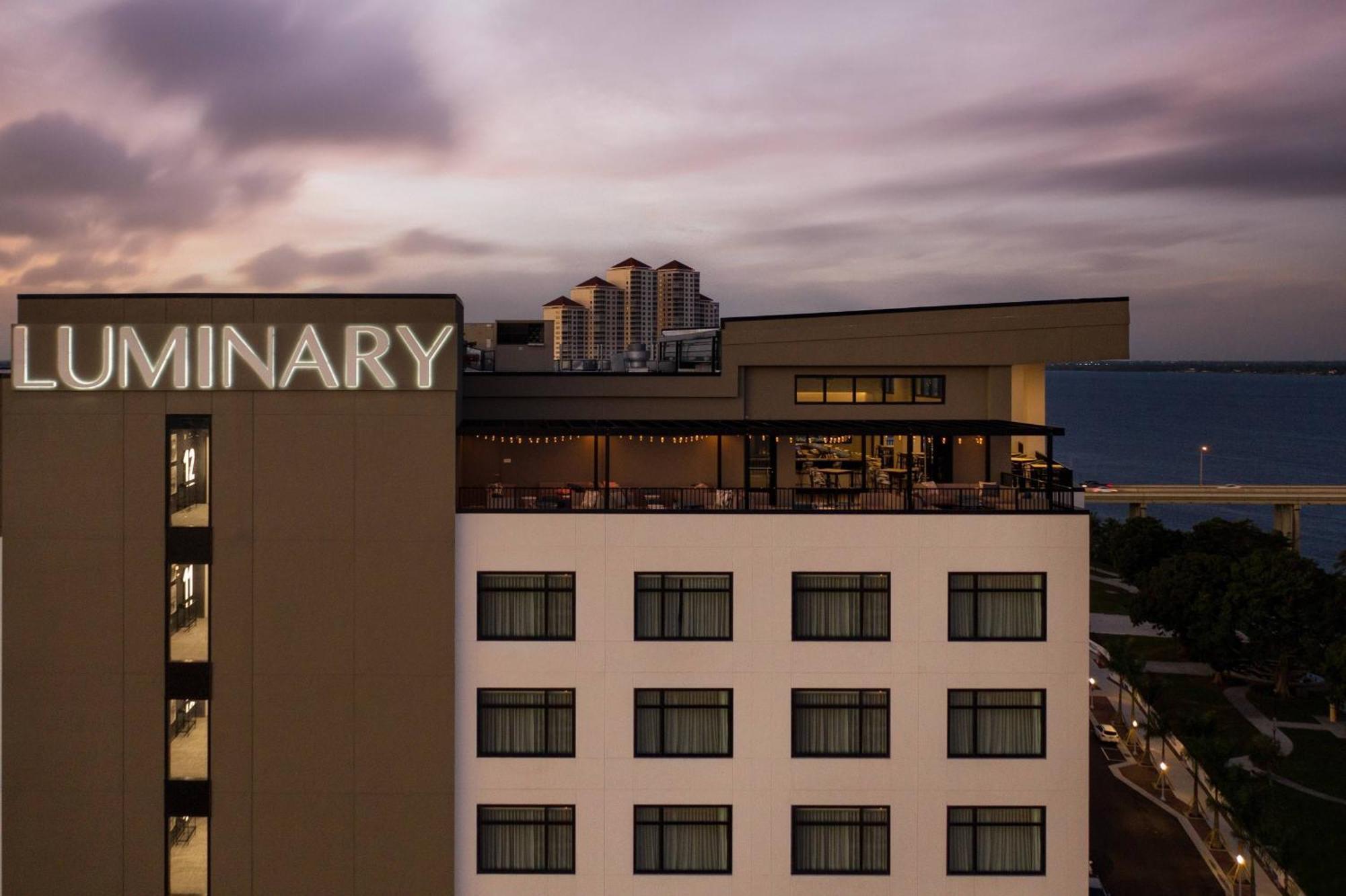 Luminary Hotel & Co., Autograph Collection Fort Myers Exterior photo